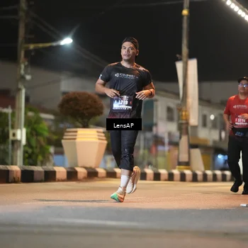 Runner Photo 5777448