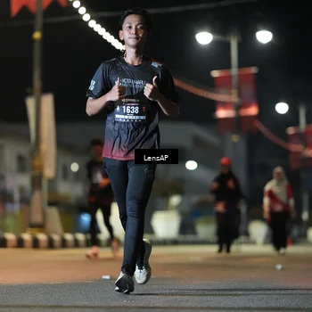 Runner Photo 5777544