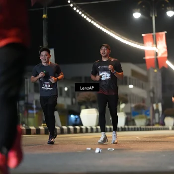 Runner Photo 5777656