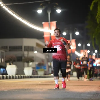Runner Photo 5777734