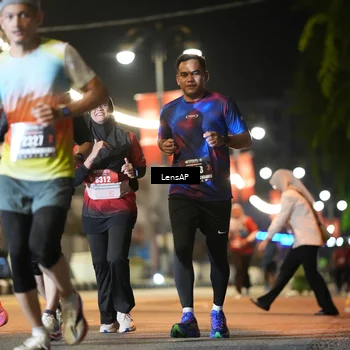 Runner Photo 5777749