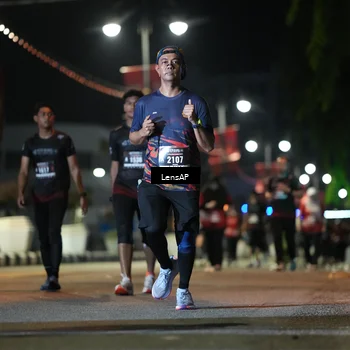 Runner Photo 5777774