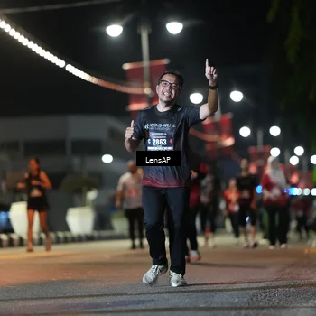 Runner Photo 5777779