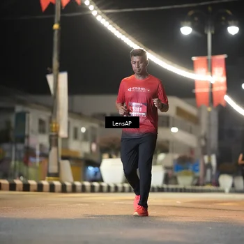 Runner Photo 5777823