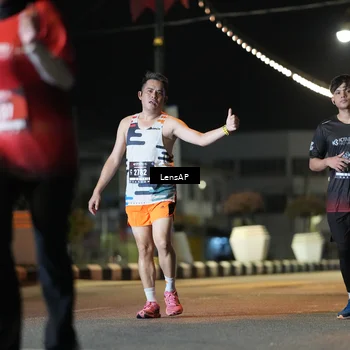 Runner Photo 5777848