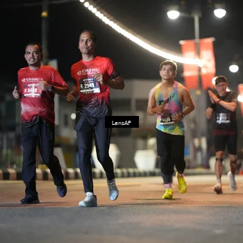 Runner Photo 5777868
