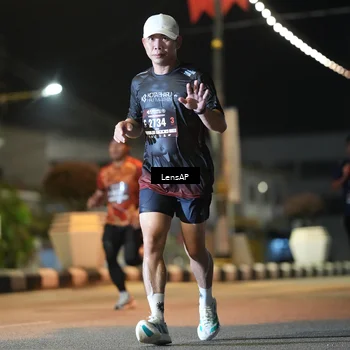 Runner Photo 5777912