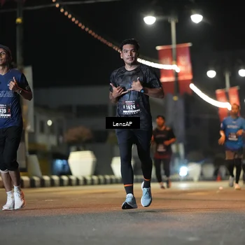 Runner Photo 5777918