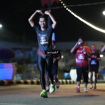 Runner Photo 5777976
