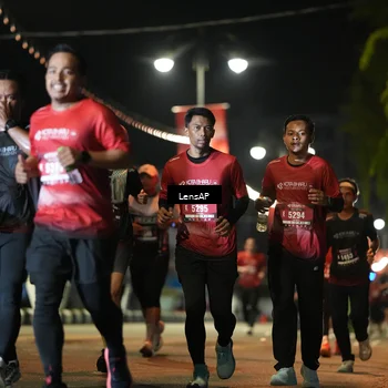 Runner Photo 5778068