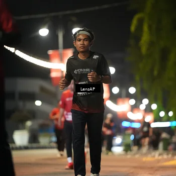Runner Photo 5778075