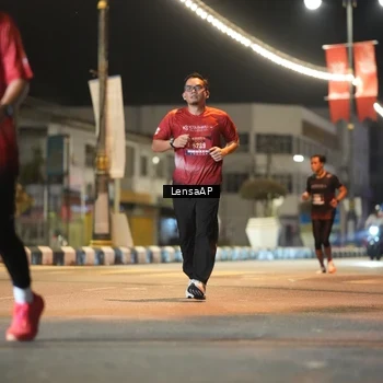 Runner Photo 5778084