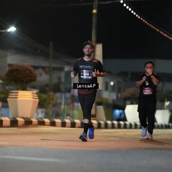 Runner Photo 5778195