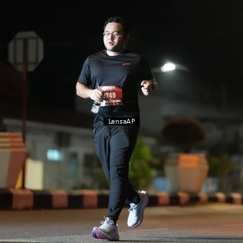 Runner Photo 5778197