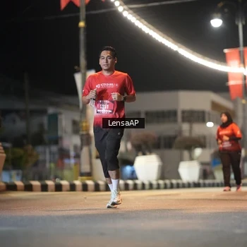 Runner Photo 5778339