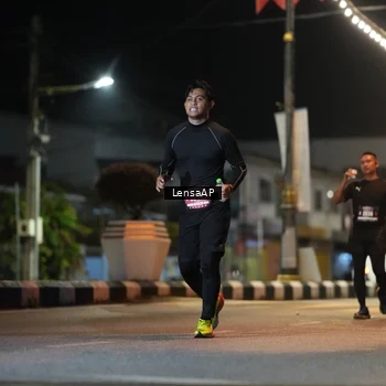 Runner Photo 5778430