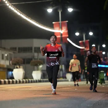 Runner Photo 5778843