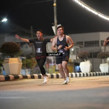 Runner Photo 5778897