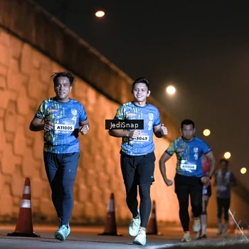 Runner Photo 5781059
