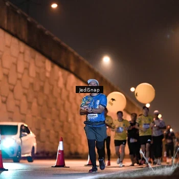 Runner Photo 5781135