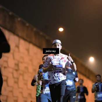 Runner Photo 5781158
