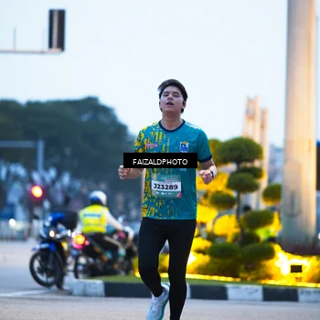Runner Photo 5783001