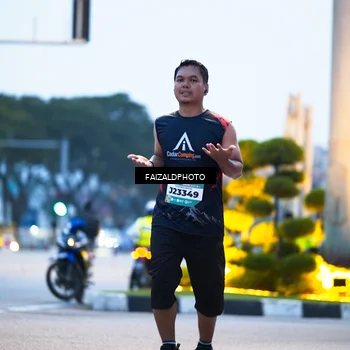 Runner Photo 5783024