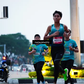 Runner Photo 5783124