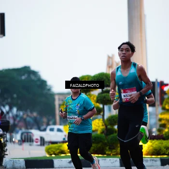 Runner Photo 5783126