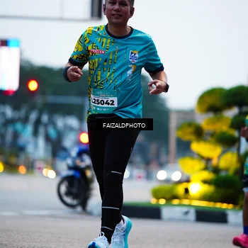 Runner Photo 5783155