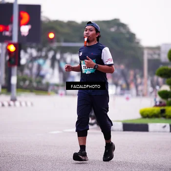 Runner Photo 5783244