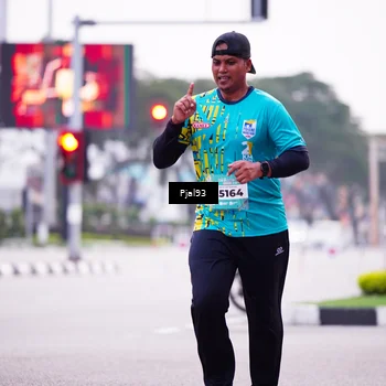Runner Photo 5783317