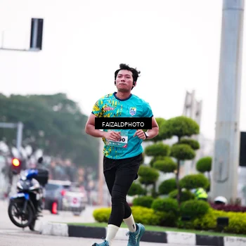 Runner Photo 5783334