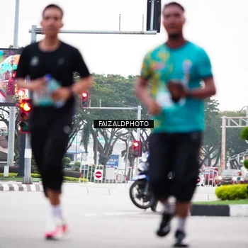 Runner Photo 5783359