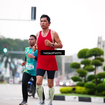 Runner Photo 5783368