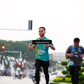 Runner Photo 5783643