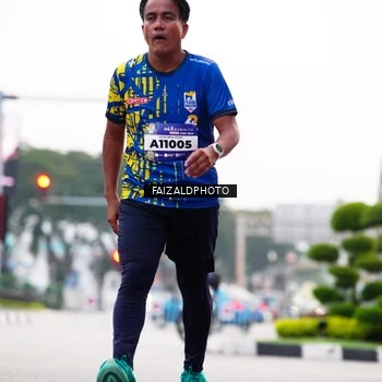 Runner Photo 5783676