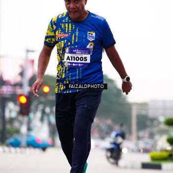 Runner Photo 5783677