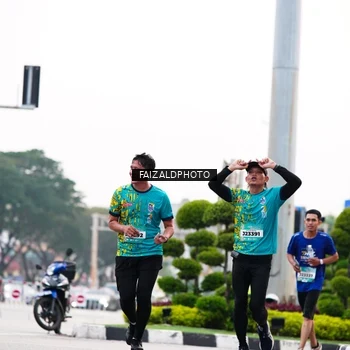 Runner Photo 5783678