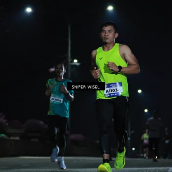 Runner Photo 5785056