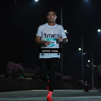 Runner Photo 5785066