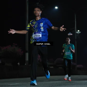 Runner Photo 5785871