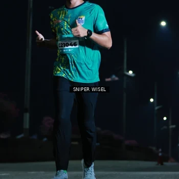 Runner Photo 5787565