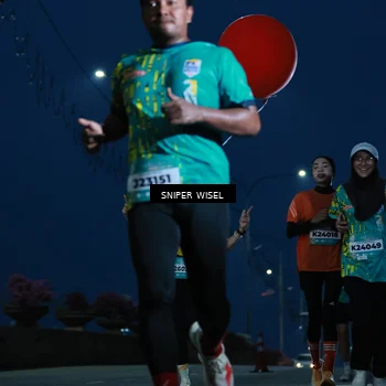 Runner Photo 5789135