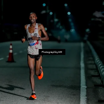 Runner Photo 5792085