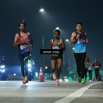 Runner Photo 5792243