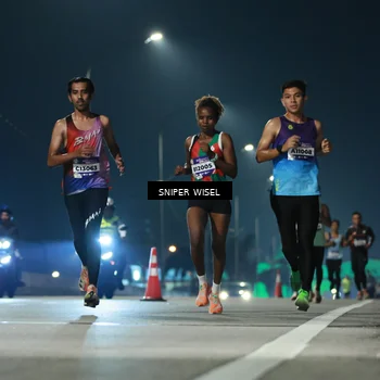 Runner Photo 5792245