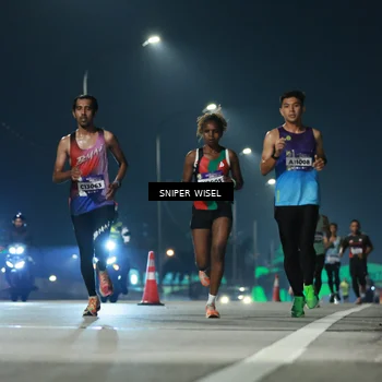 Runner Photo 5792246