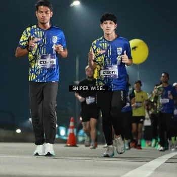 Runner Photo 5793165