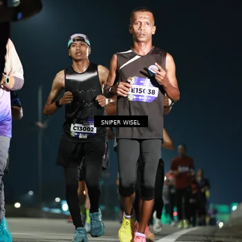 Runner Photo 5793393